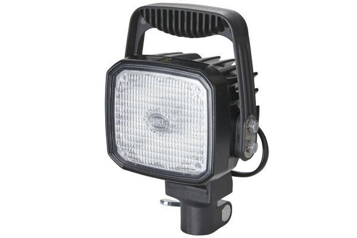 Arbeitsscheinwerfer LED HELLA Ultra Beam 4400lm stehend Nahfeldauslechtung