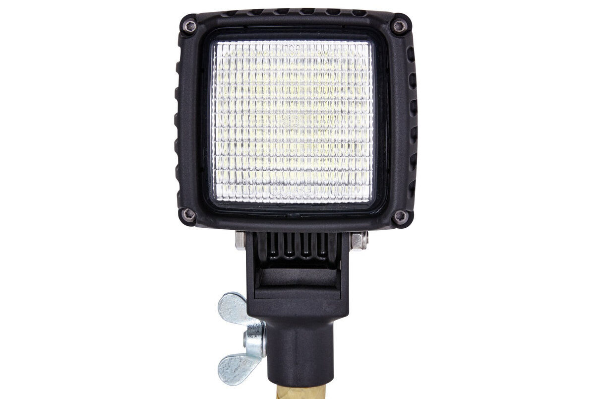Arbeitsscheinwerfer Nahfeldausleuchtung LED HELLA 12/24V ADR/GGVS-geprüft