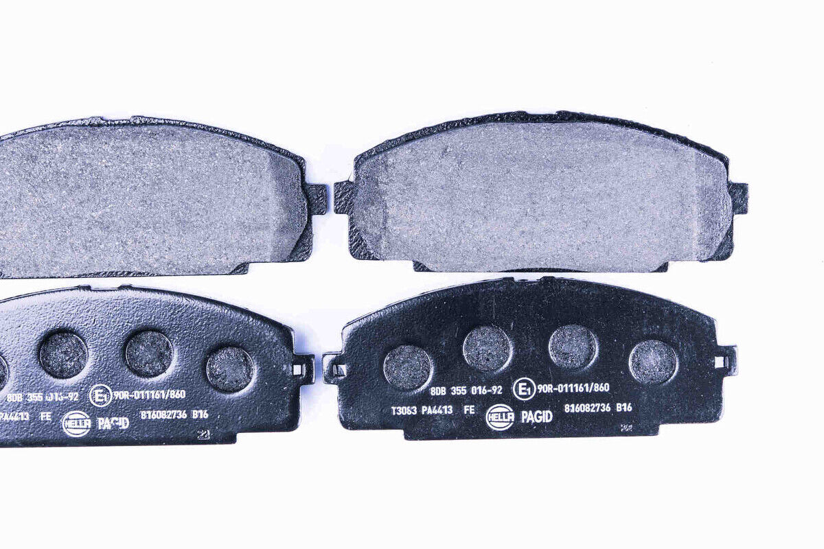 Bremsbelagsatz Bremsscheibe HELLA für TOYOTA HIACE IV Kasten