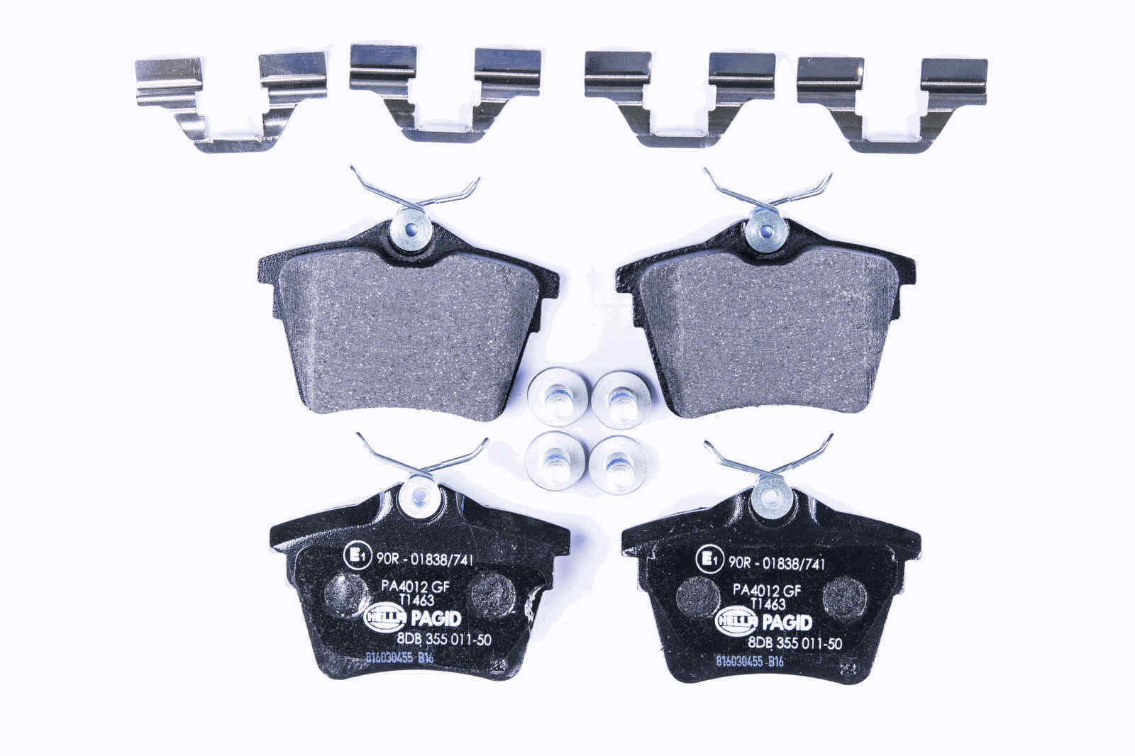 Bremsbelagsatz Bremsscheibe hinten HELLA für CITROEN PEUGEOT