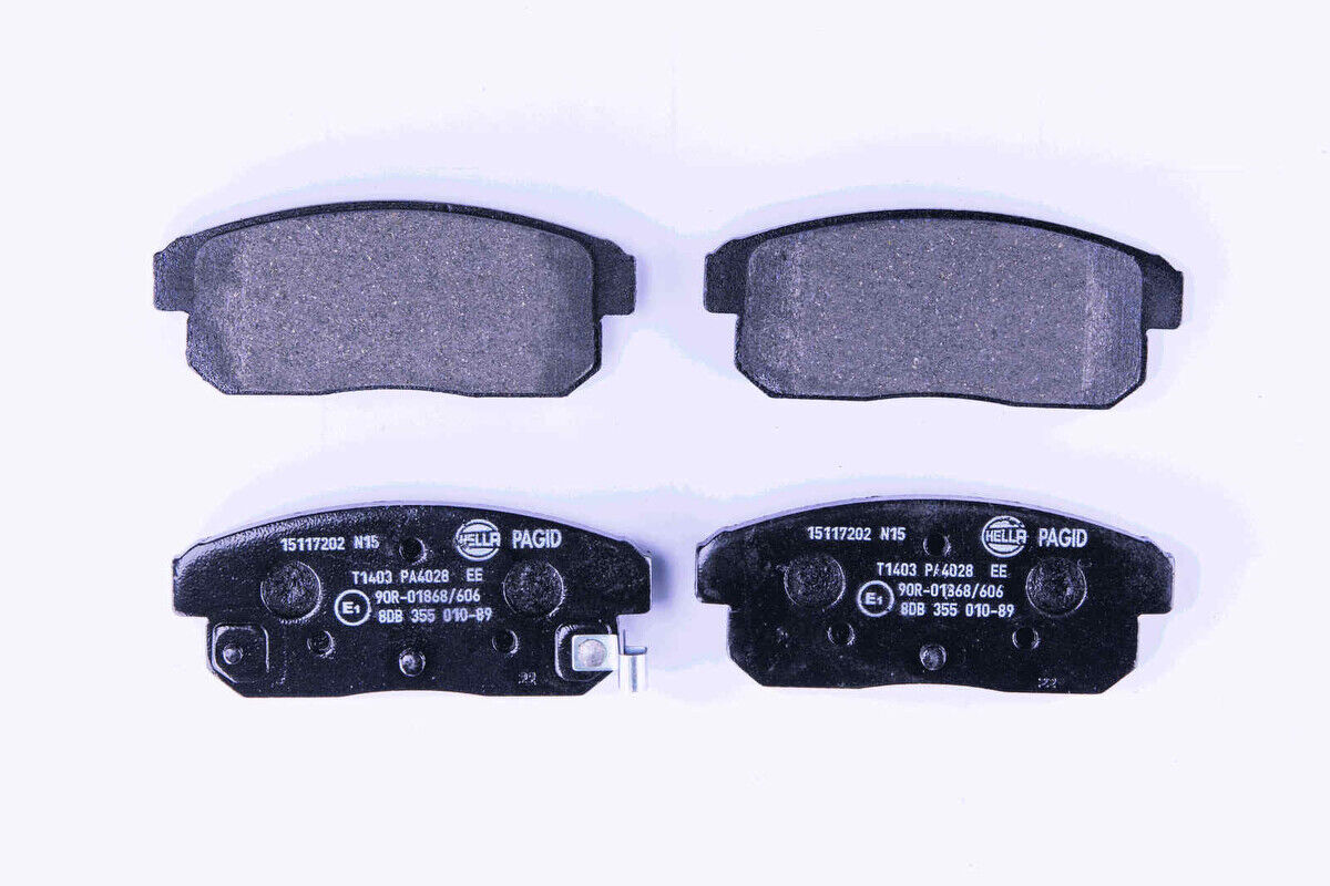 Bremsbelagsatz Bremsscheibe hinten HELLA für MAZDA NISSAN
