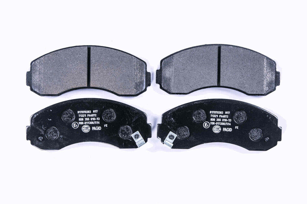 Bremsbelagsatz Bremsscheibe vorne HELLA für ASIA MOTORS FORD KIA