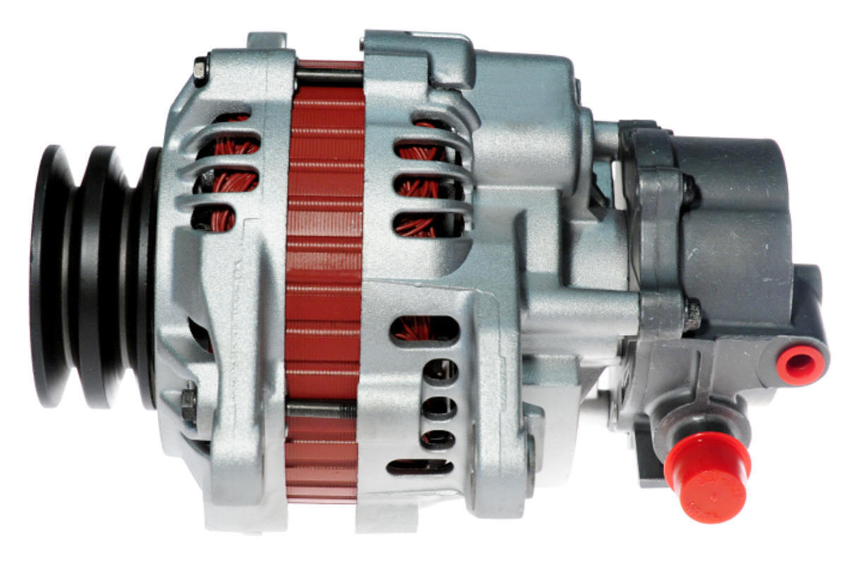 Generator mit Doppelriemenscheibe 77mm HELLA für L200