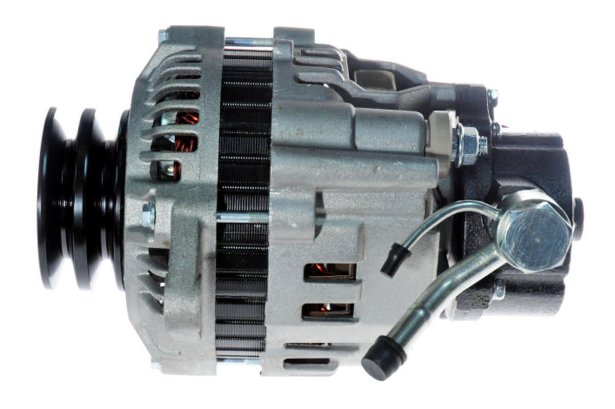 Generator mit Doppelriemenscheibe 77mm HELLA für L200