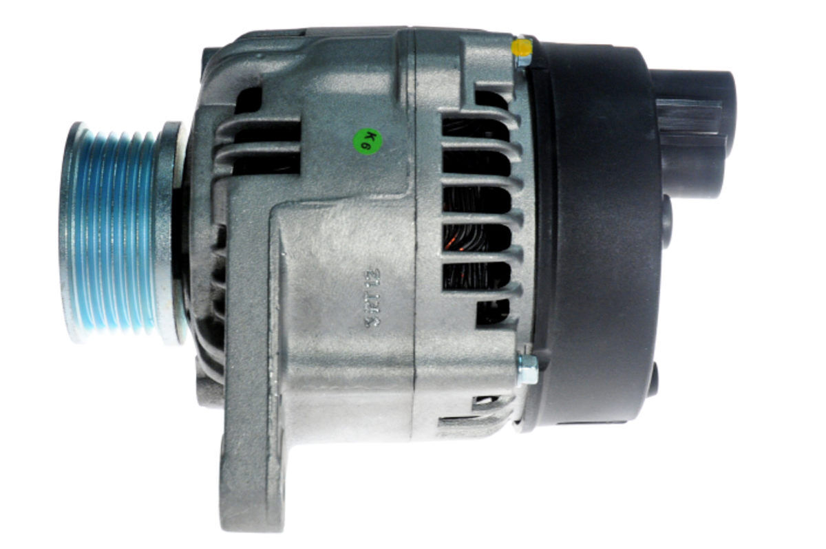 Generator mit Keilrippenriemenscheibe 62mm HELLA für LANCIA Y (840_)