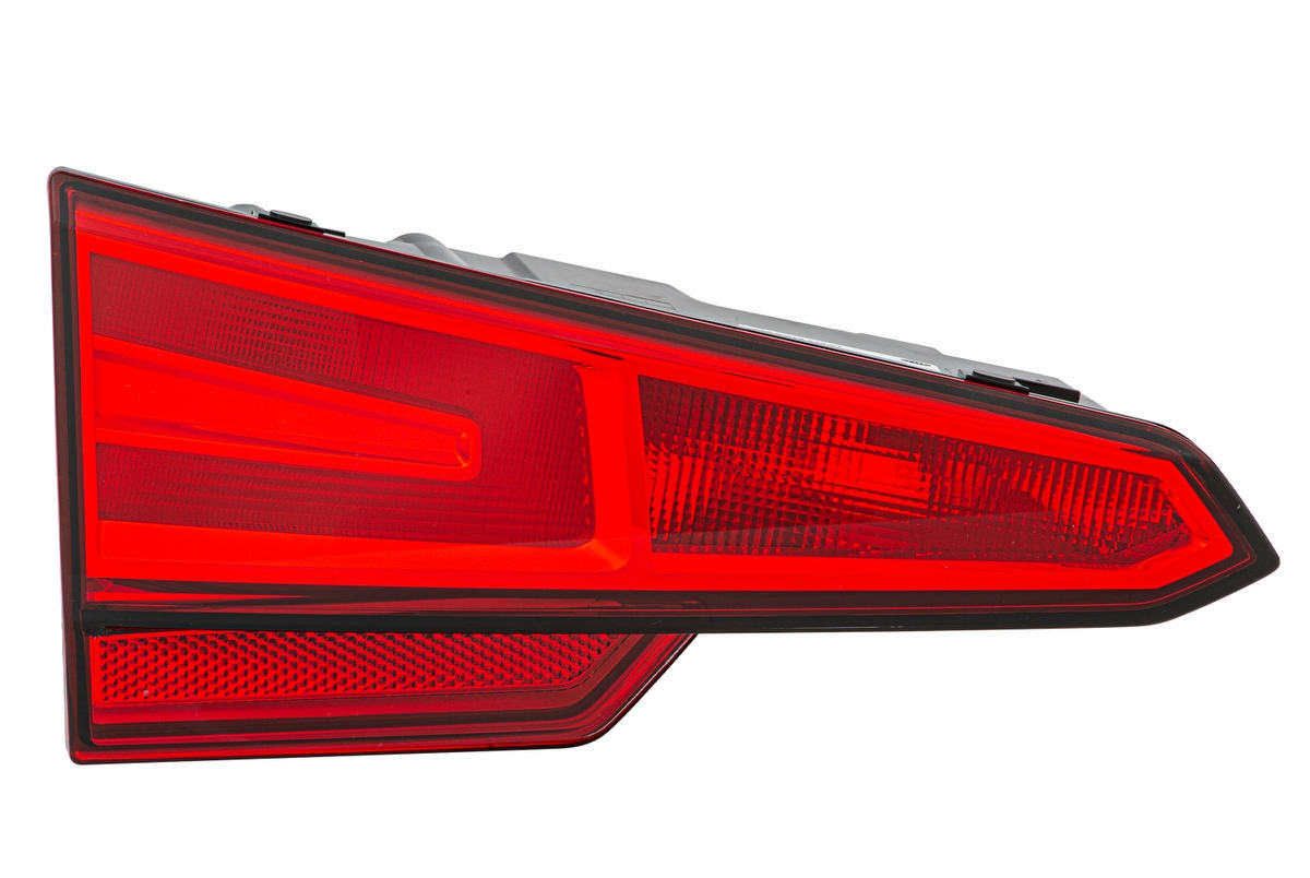 Rücklicht links innerer Teil Glühlampen-Technologie HELLA für AUDI A4 B9